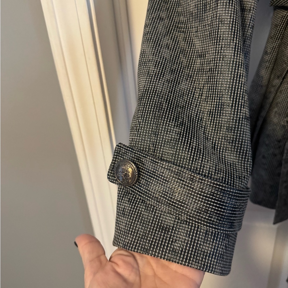 Houndstooth Trench - image 4